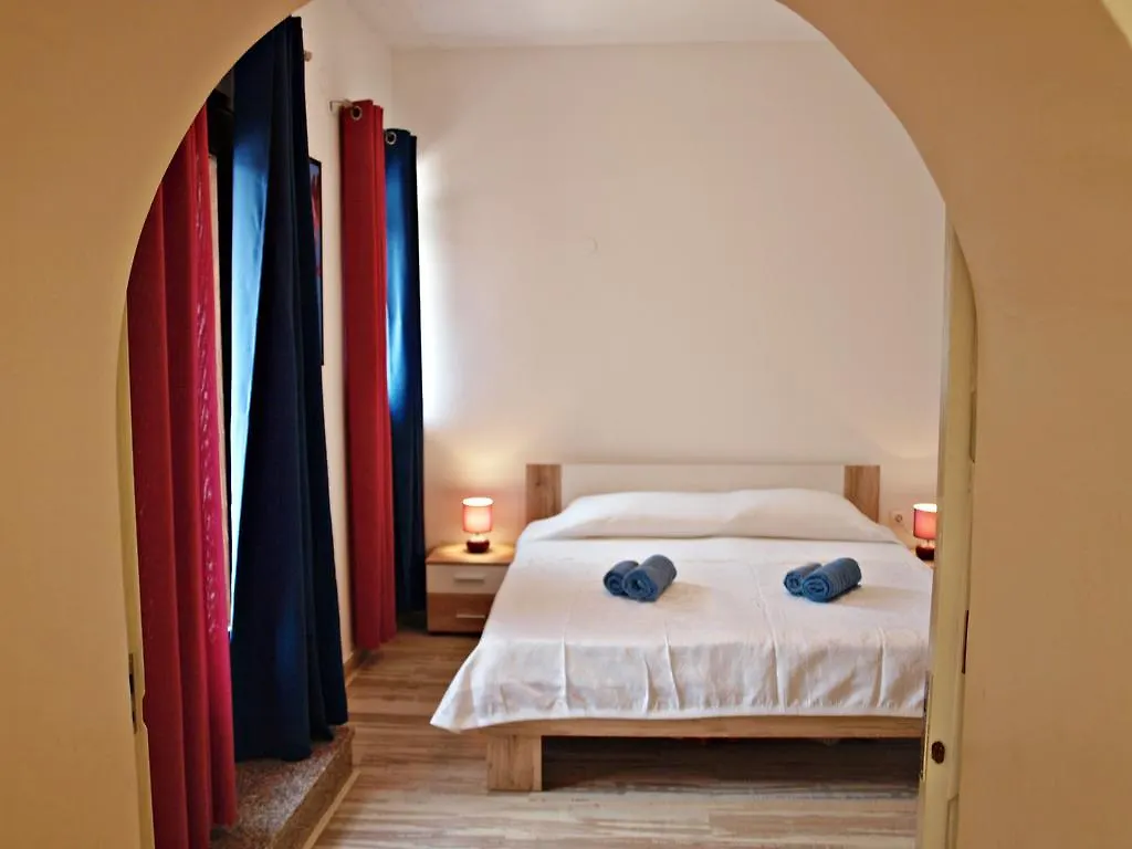 Apartment Mylo Zadar 0*,  Κροατία