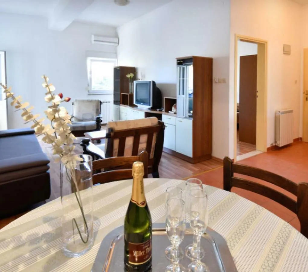 Apartment Mylo Zadar